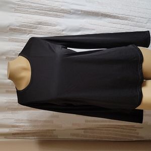 Long Sleeve Black Cuddl Dubs Top! NWT
